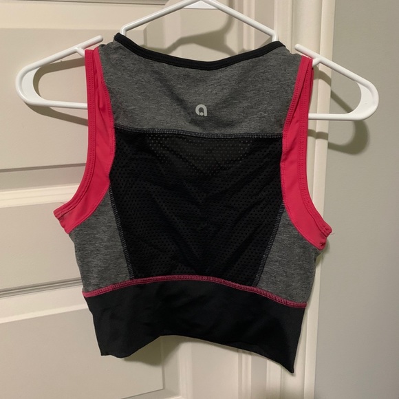 Hyba crop top - Picture 3 of 3